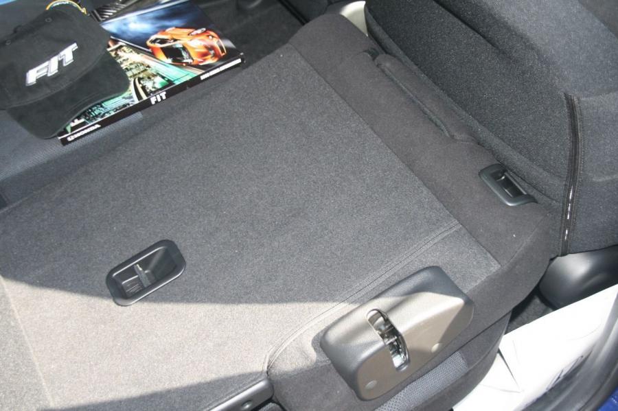  Honda Fit Sport 2009 года  (фото 37 из 66)